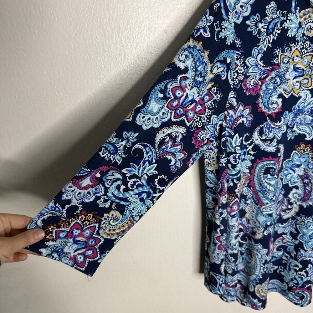 Chicos Blue Purple Criss Cross Neckline 3/4 Sleeve Paisley Top Women's Medium - Picture 3 of 8